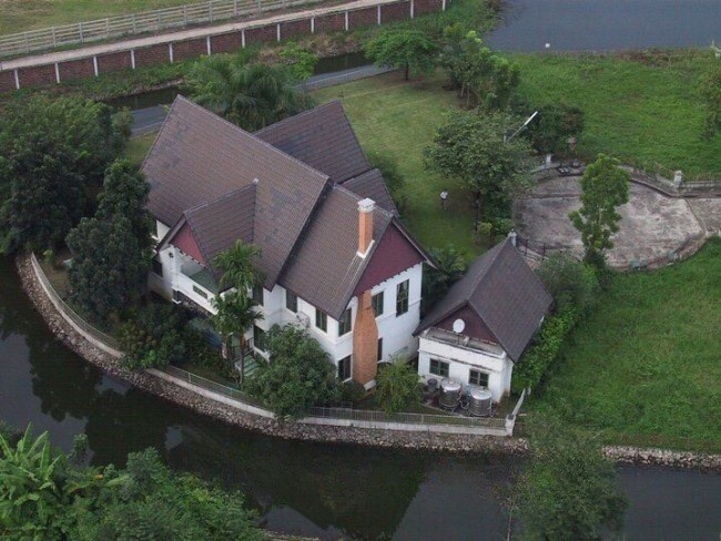 6 Bedroom House For Sale in Fa Ham, Mueang Chiang Mai, Chiang Mai - Image 1
