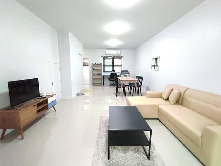 2 Bedroom Townhouse For Sale in Bang Sao Thong, Bang Sao Thong, Samut Prakan - Image 2