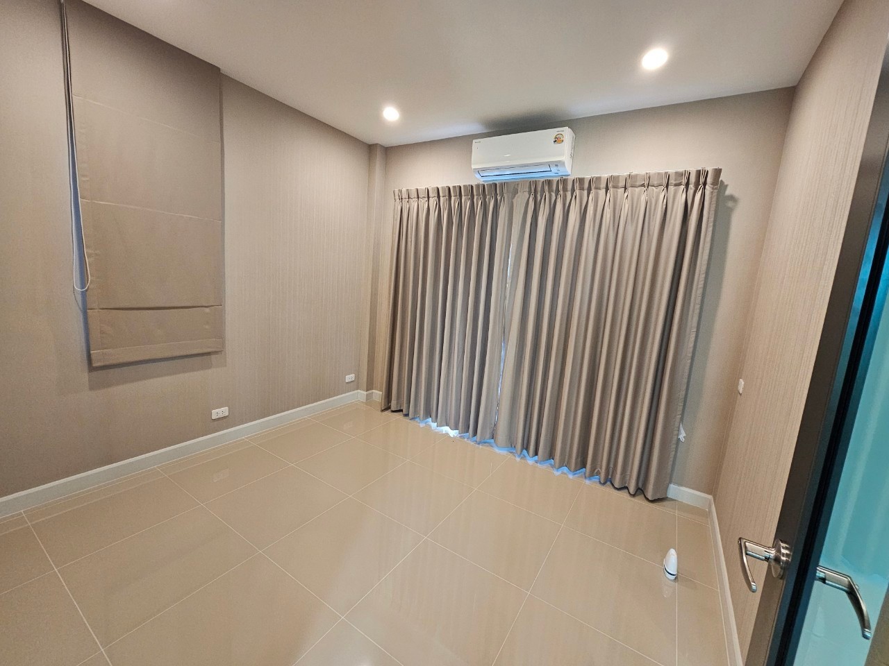4 Bedroom House For Rent in Bang Phli Yai, Bang Phli, Samut Prakan - Image 10
