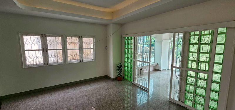 4 Bedroom House For Sale in Saen Saep, Min Buri, Bangkok - Image 10