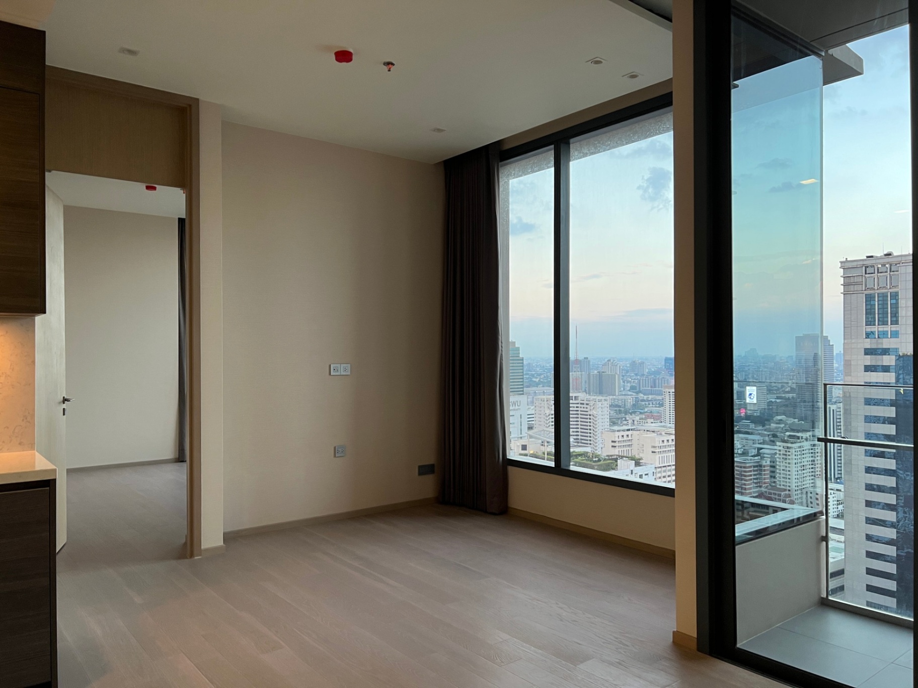 THE ESSE Asoke - Image 18