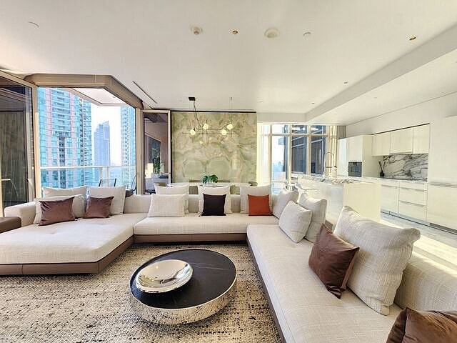 Four Seasons Private Residences - Image 4