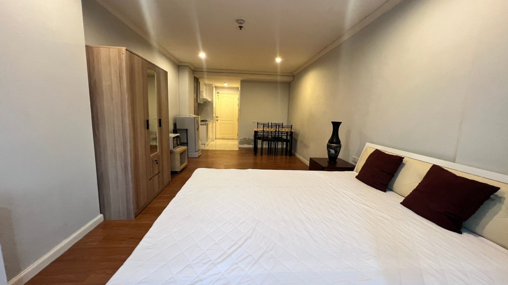 Grand Park View Asoke - Image 2