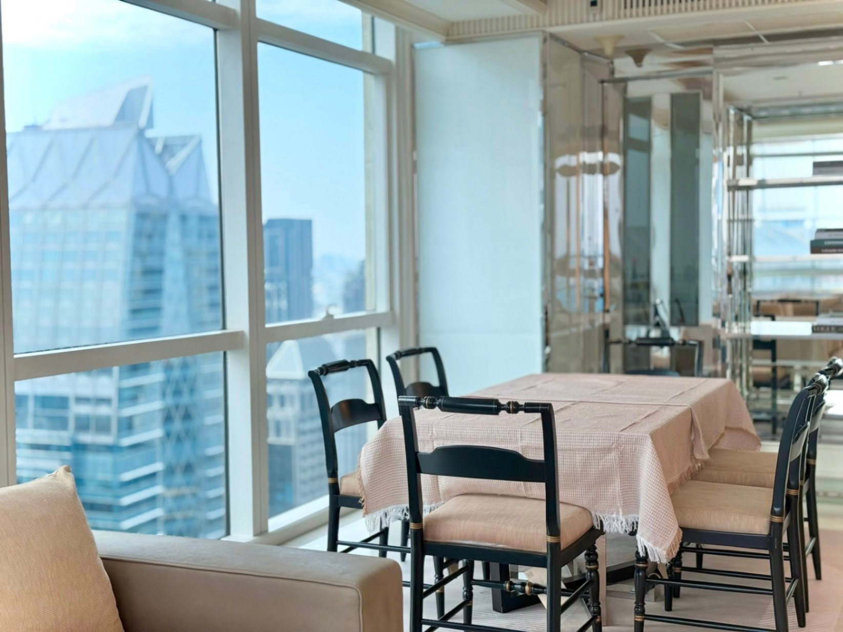Athenee Residence - Image 2
