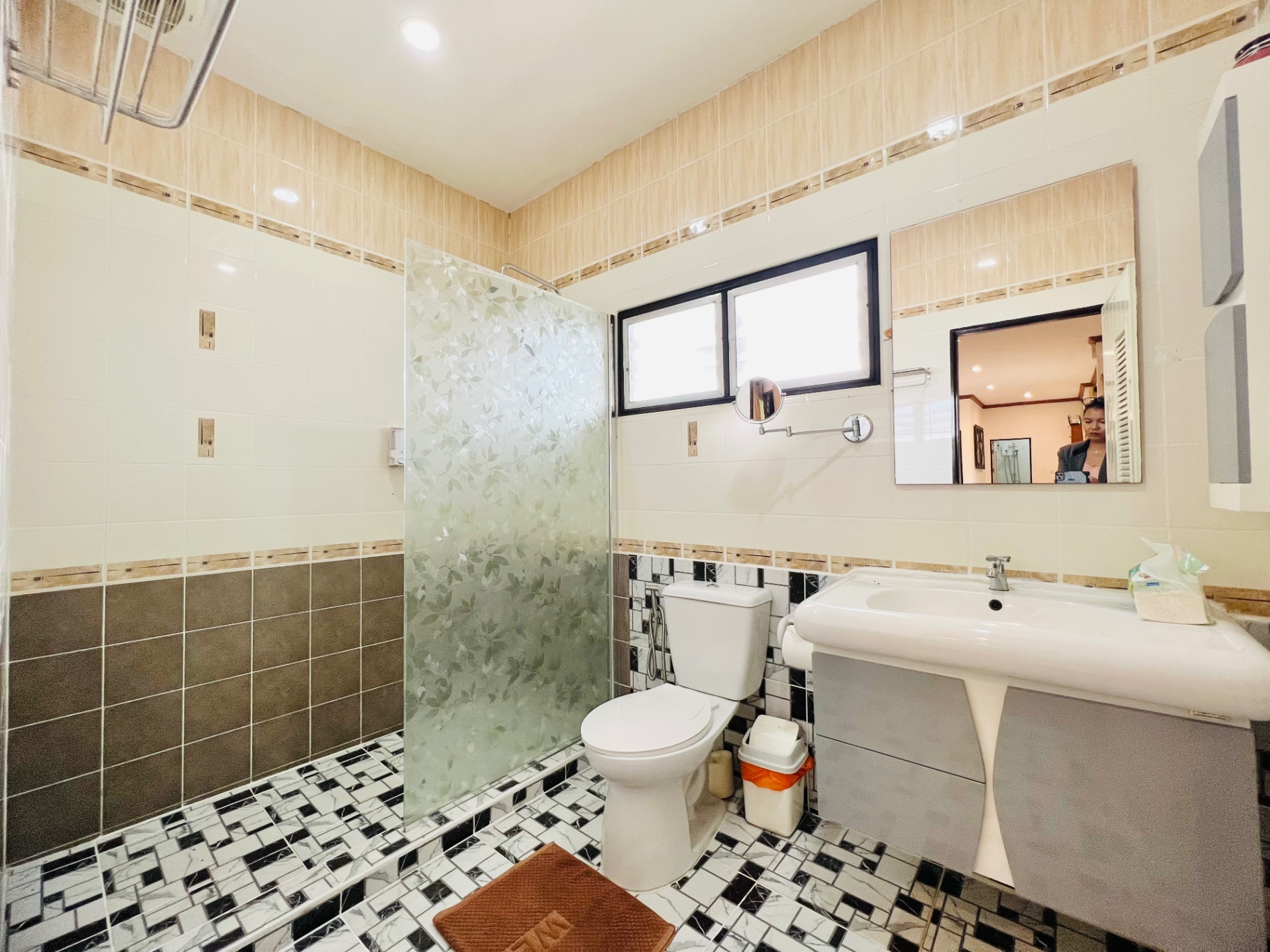 3 Bedroom House For Sale in Nong Khwai, Hang Dong, Chiang Mai - Image 20