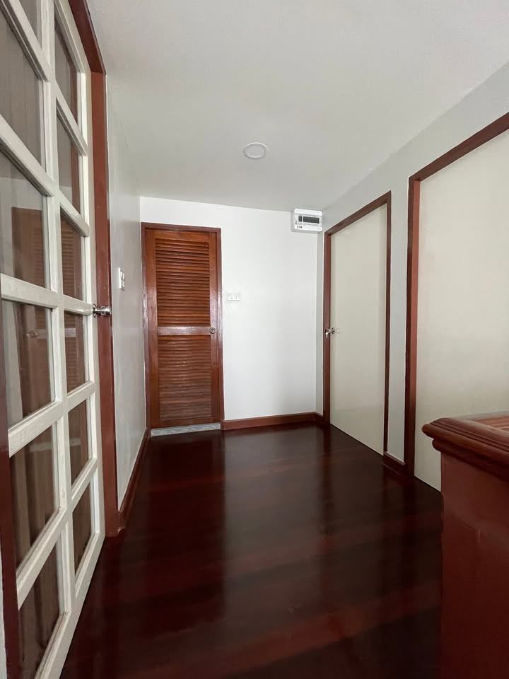 Mueang Thong 2 Phase 3 Village - Image 6