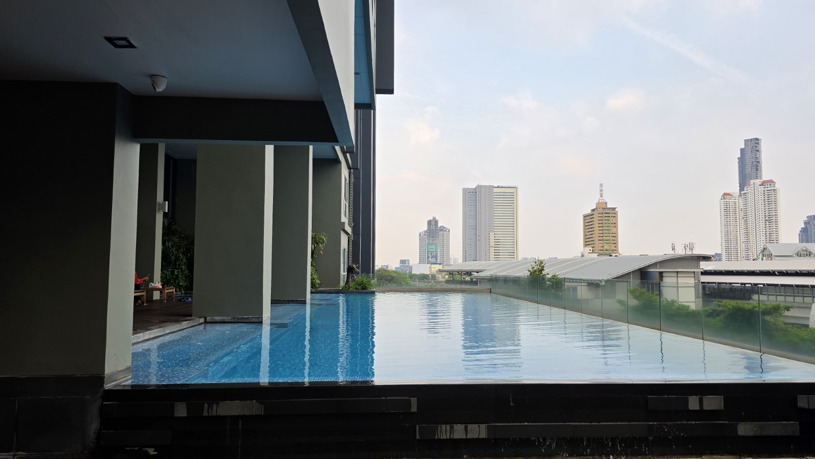Hive Sathorn - Image 18