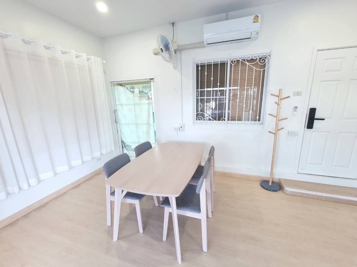 3 卧室 独立房屋 出租 在  - Image 12
