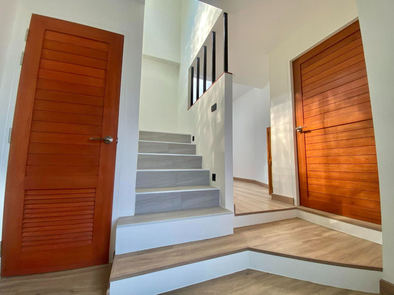 5 Bedroom House For Sale in Wat Ket, Mueang Chiang Mai, Chiang Mai - Image 16