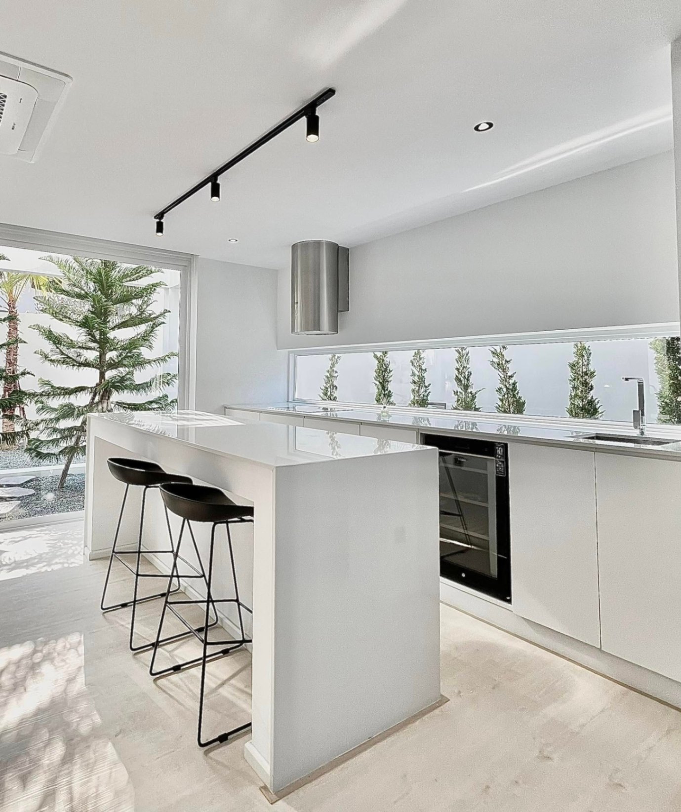 4 Bedroom House For Sale in Hang Dong, Hang Dong, Chiang Mai - Image 2