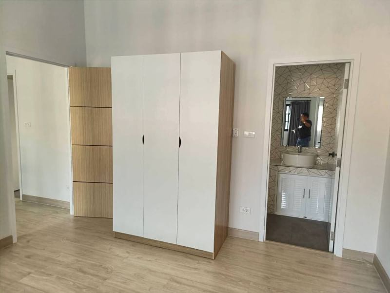 3 卧室 独立房屋  在  - Image 14