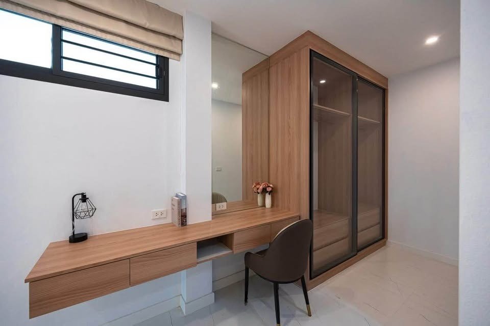 4 Bedroom House For Rent in San Phak Wan, Hang Dong, Chiang Mai - Image 15