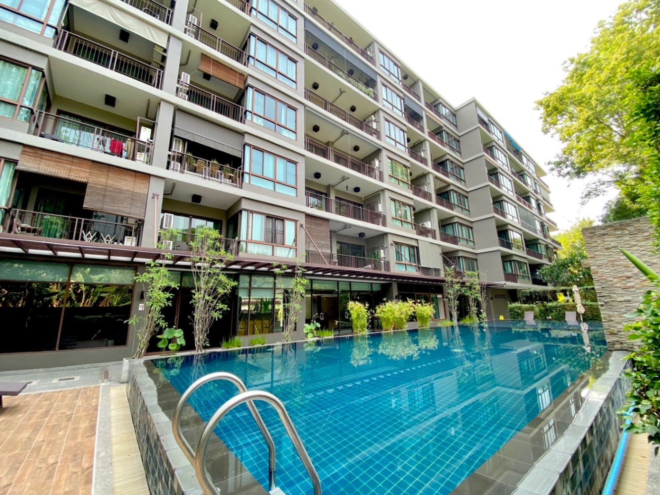 Mountain Front Condo - Image 19