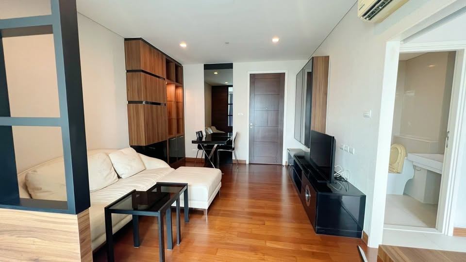 Ivy Thonglor 23 - Image 1
