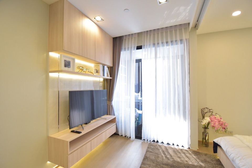 Ashton Chula-Silom - Image 1