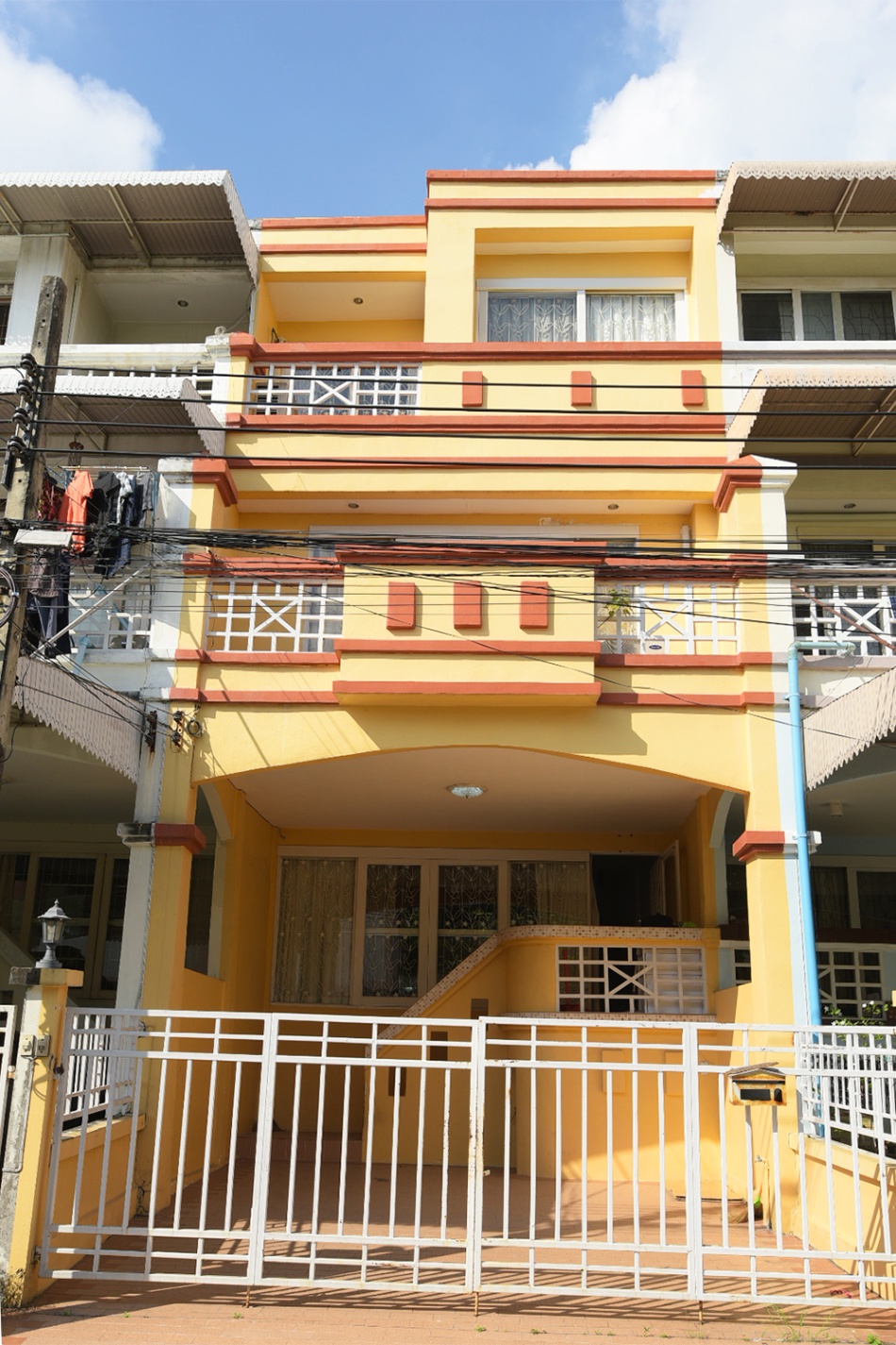 3 Bedroom Townhouse  in Suan Luang, Suan Luang, Bangkok - Image 1
