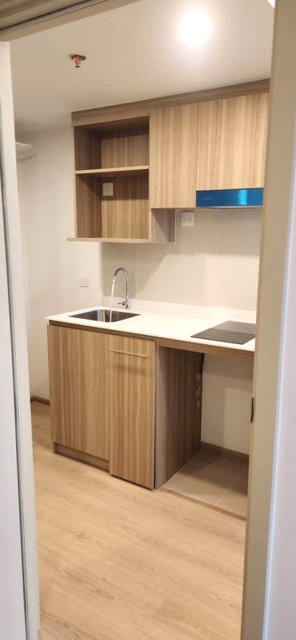 2 Bedroom Condo For Sale in Khlong Toei, Khlong Toei, Bangkok - Image 2
