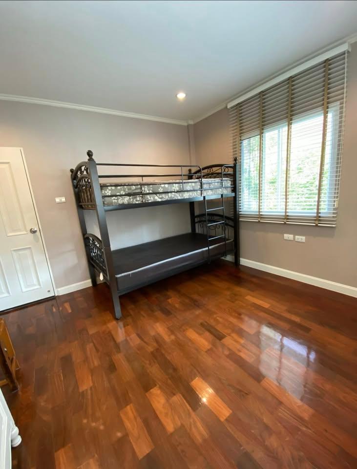 3 Bedroom House For Sale in Saphan Sung, Saphan Sung, Bangkok - Image 9