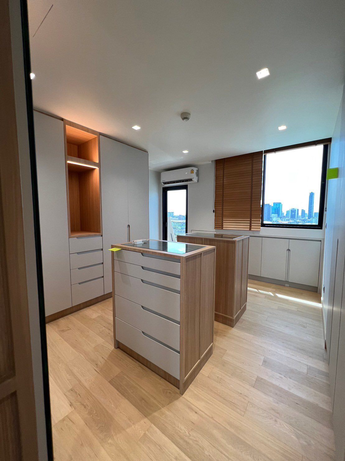 2 Bedroom Condo For Sale in Khlong Tan Nuea, Vadhana, Bangkok - Image 6