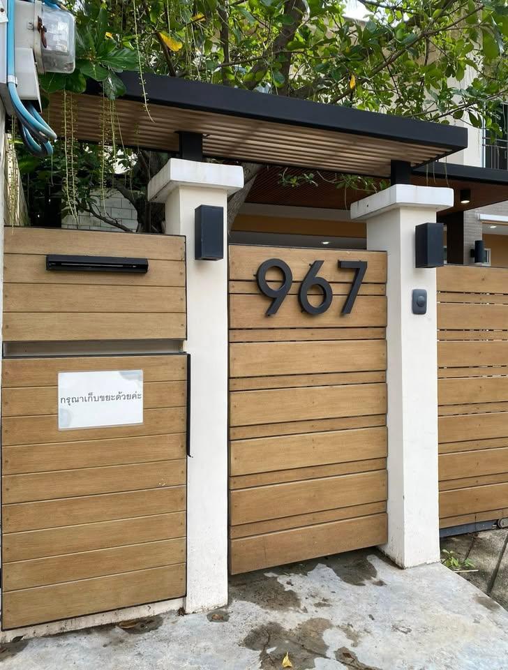 3 Bedroom House For Sale in Saphan Sung, Saphan Sung, Bangkok - Image 17