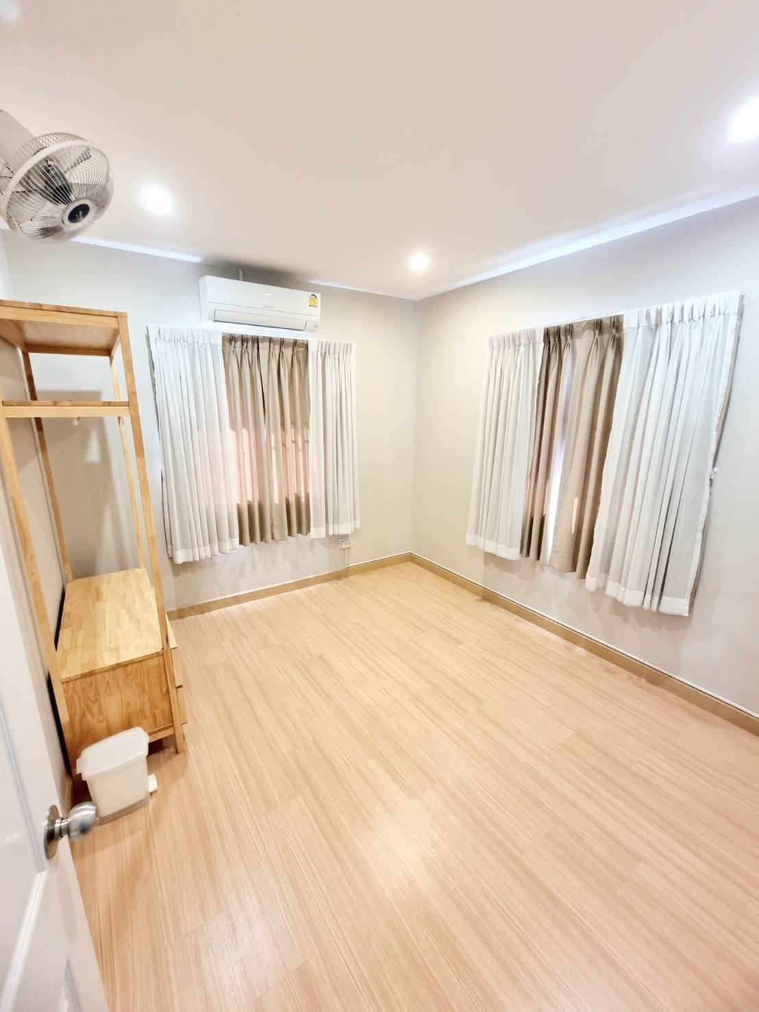 3 卧室 独立房屋 出租 在  - Image 6