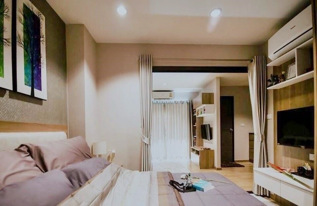 Airport Home Condo - Image 2