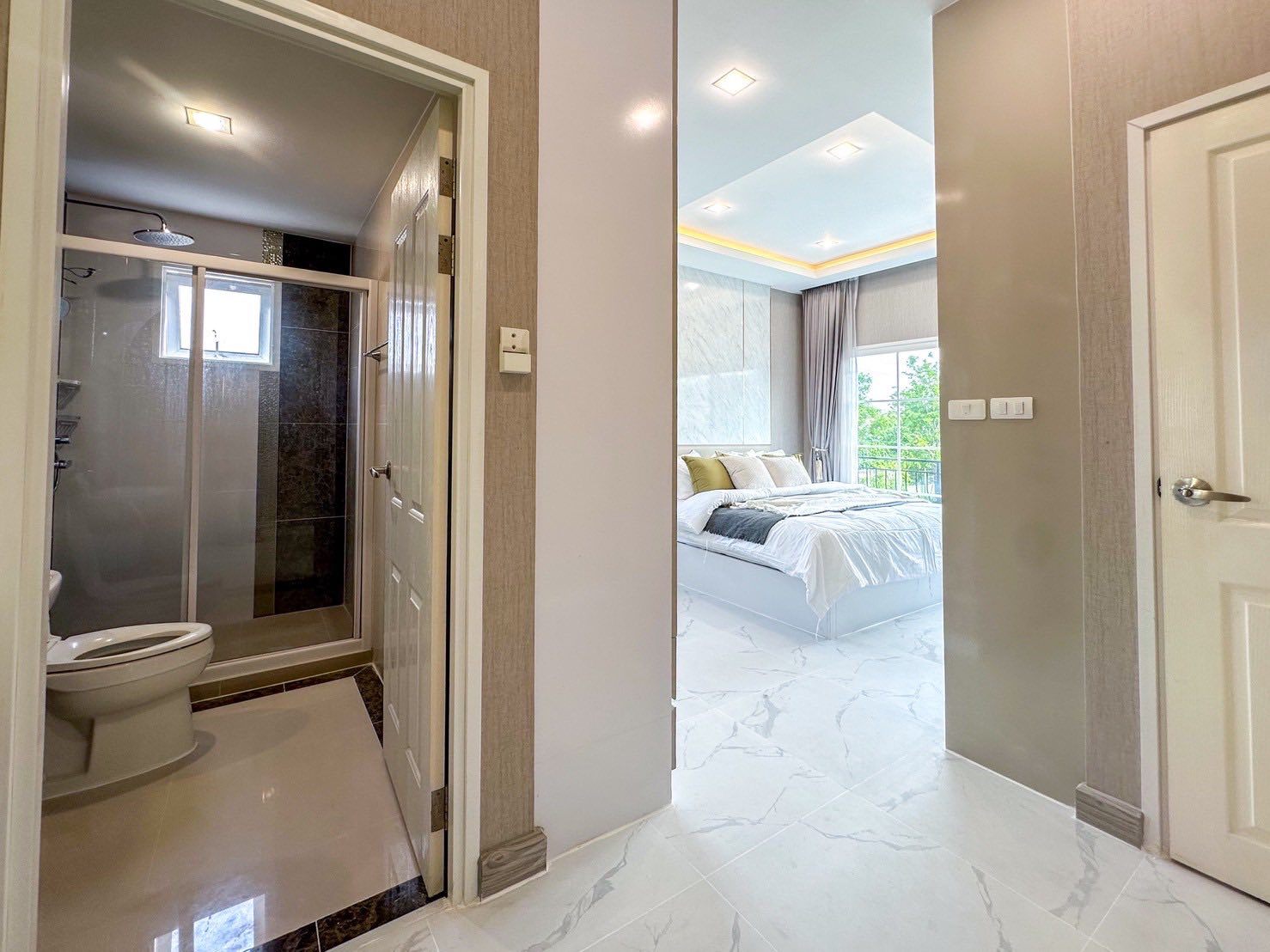 4 Bedroom House For Sale in Bang Khun Thian, Chom Thong, Bangkok - Image 12