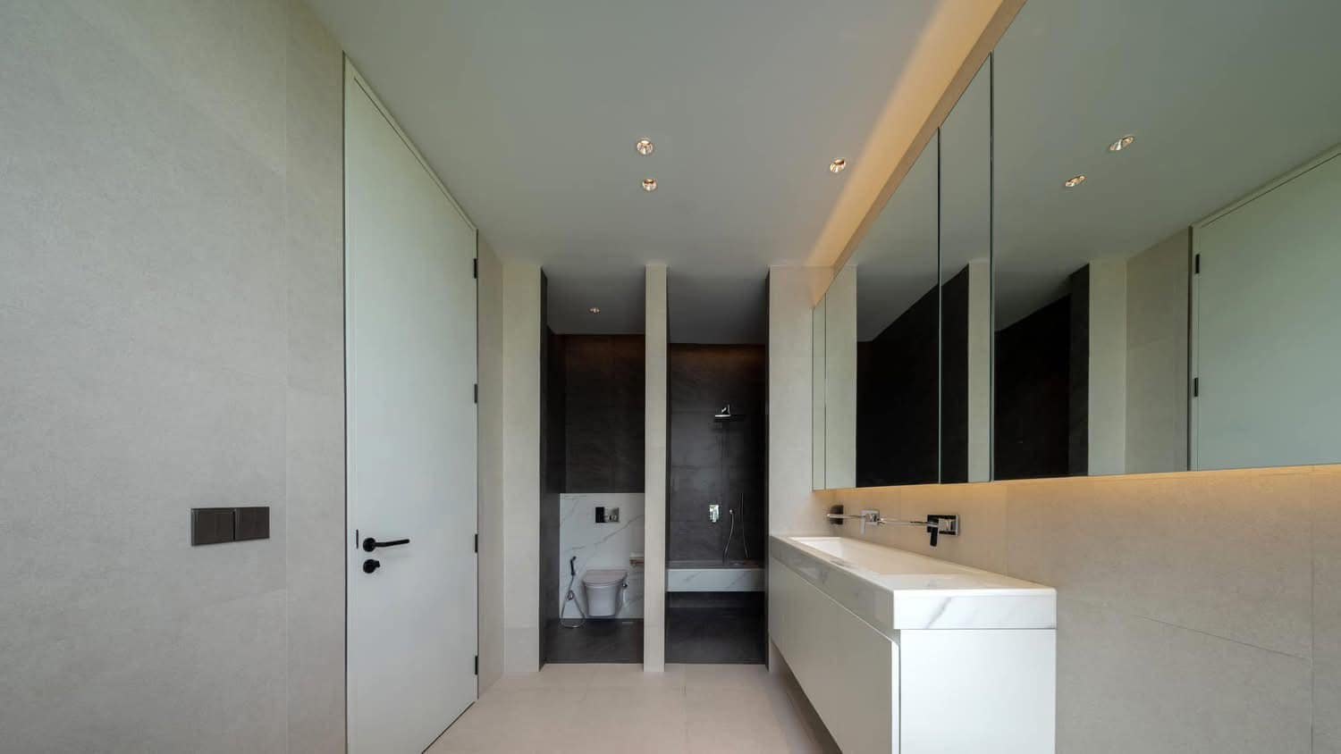 4 Bedroom House For Sale in Phra Khanong Nuea, Vadhana, Bangkok - Image 5