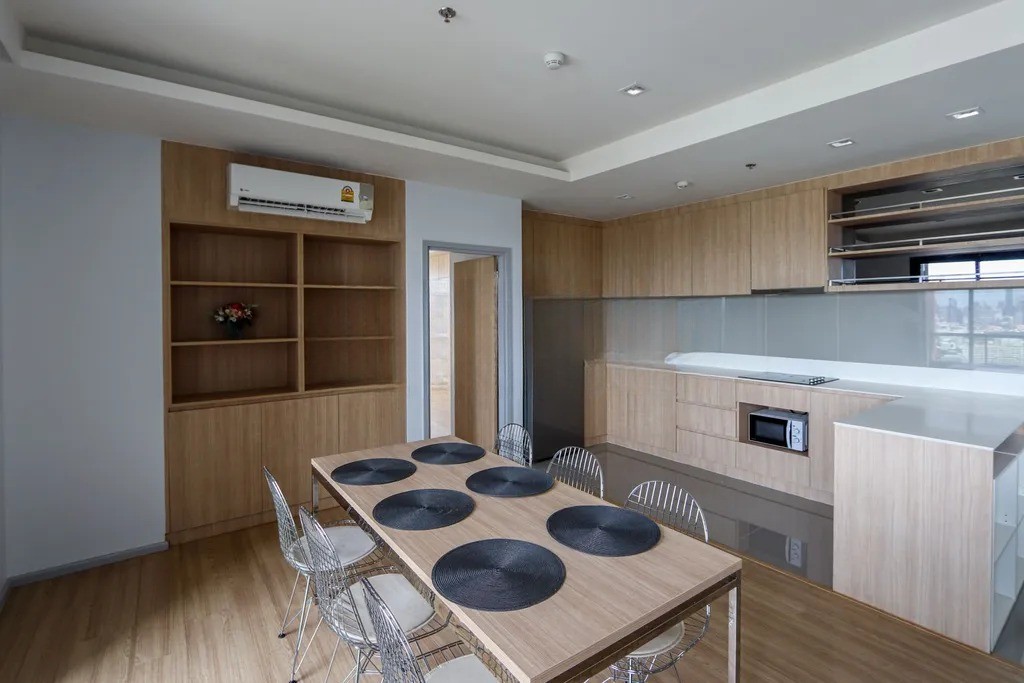 3 Bedroom Condo For Sale in Chomphon, Chatuchak, Bangkok - Image 10
