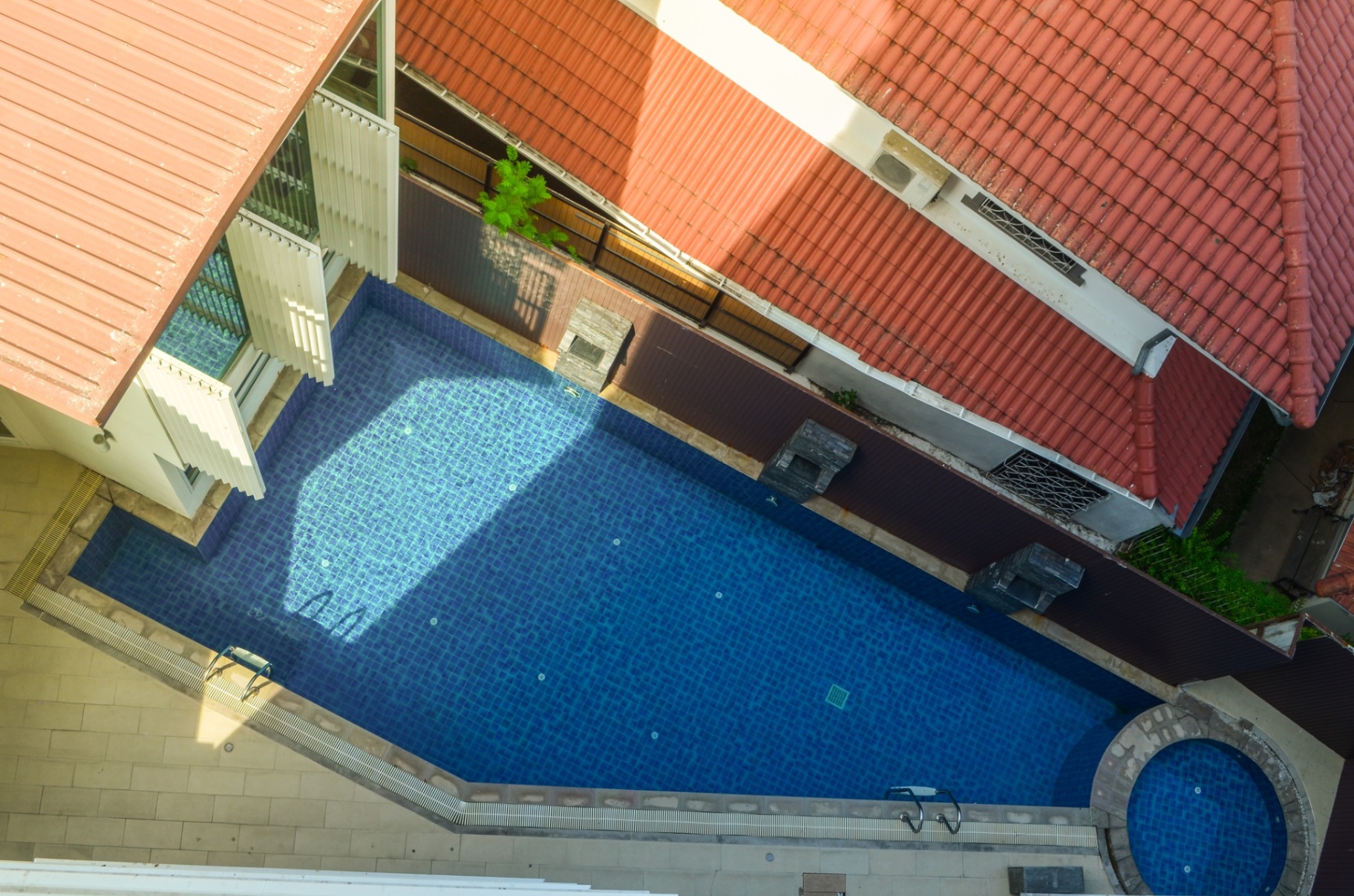 The Benefit Condo - Image 9