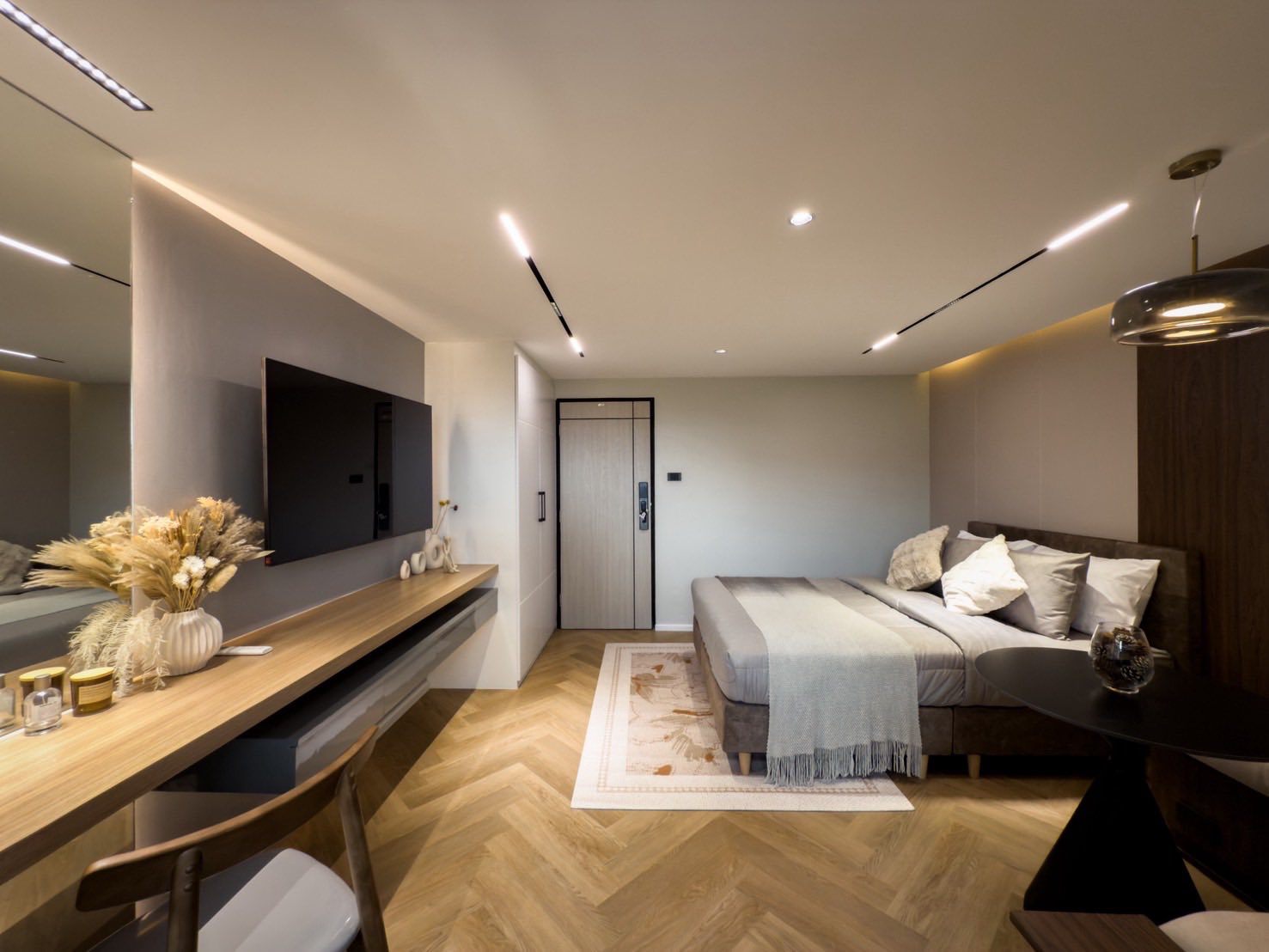 103 Condominium 2 (Soi 12) - Image 2