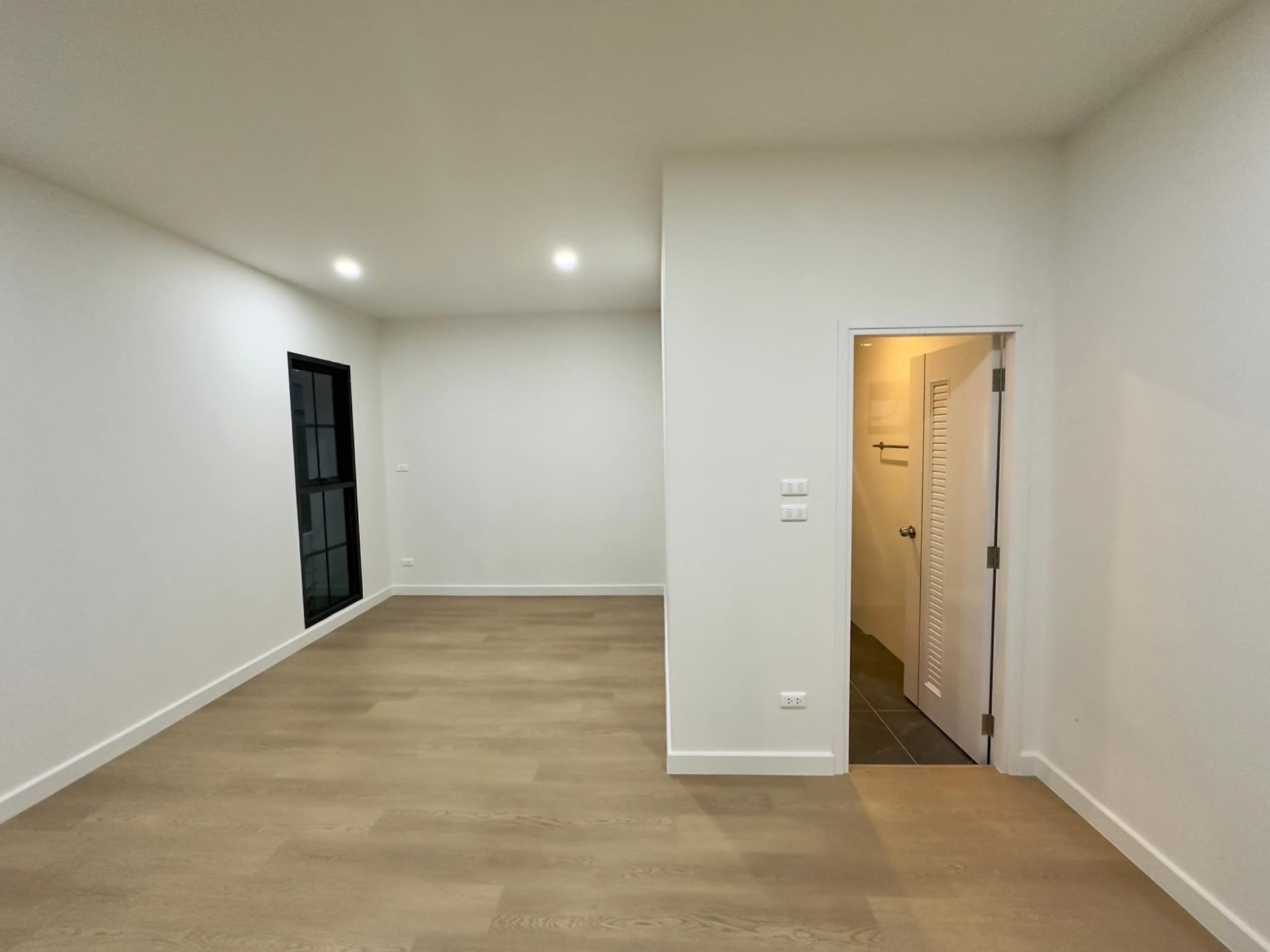 3 Bedroom House For Sale in San Sai Luang, San Sai, Chiang Mai - Image 9