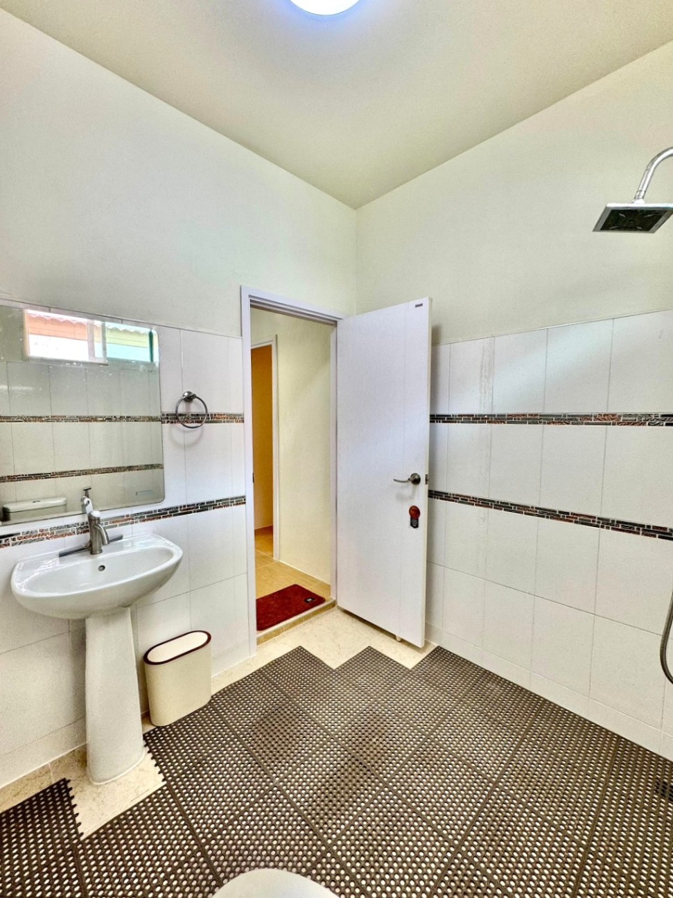 3 Bedroom House For Rent in Nong Hoi, Mueang Chiang Mai, Chiang Mai - Image 13