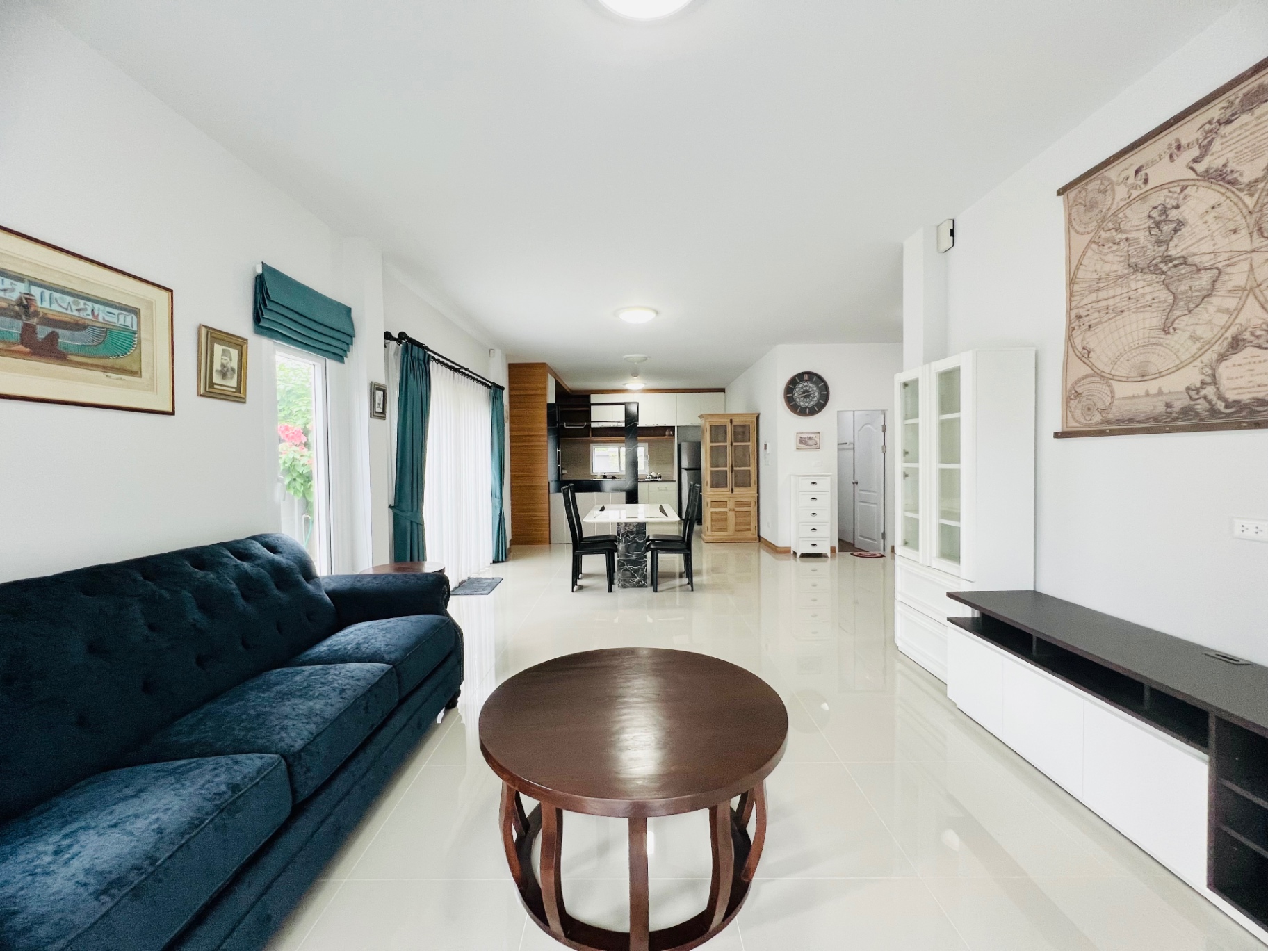 San Saran - Mod Chic - Image 2