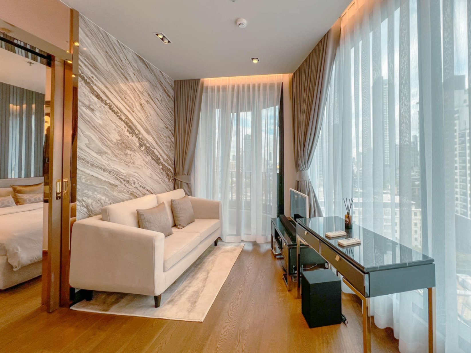 Ideo Q Sukhumvit 36 - Image 1
