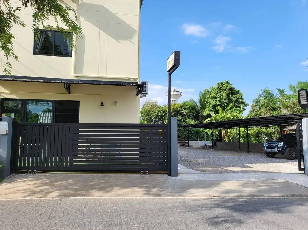  Retail Space For Sale in Nong Khwai, Hang Dong, Chiang Mai - Image 15