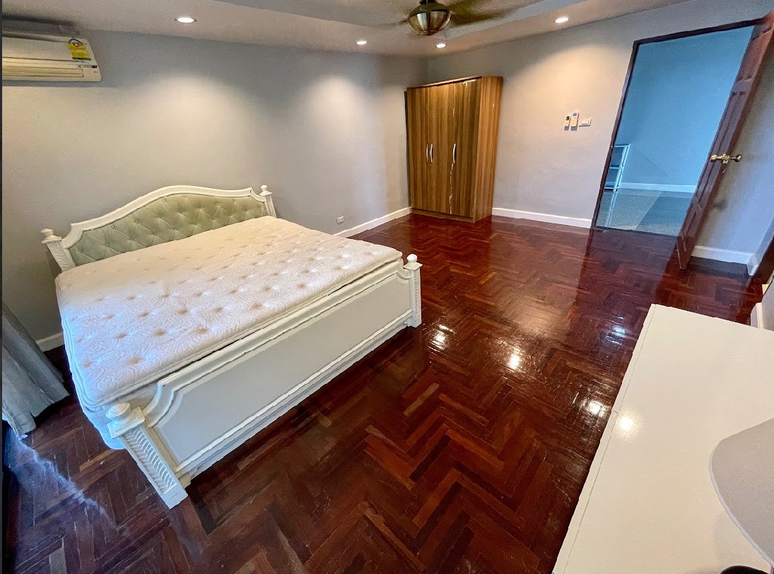 3 Bedroom Condo For Sale in Wat Ket, Mueang Chiang Mai, Chiang Mai - Image 9