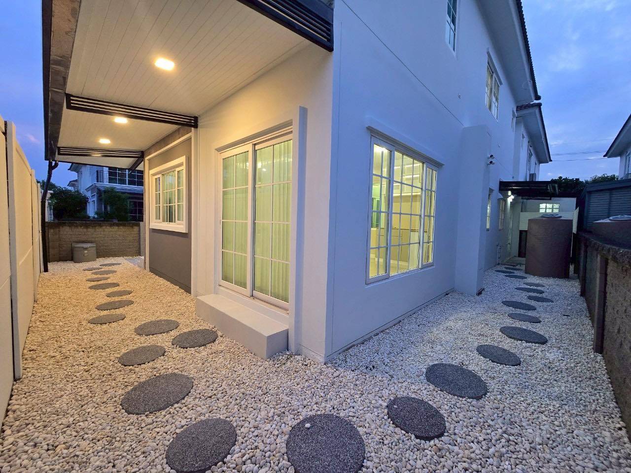 4 Bedroom House For Sale in Bang Khun Thian, Chom Thong, Bangkok - Image 27