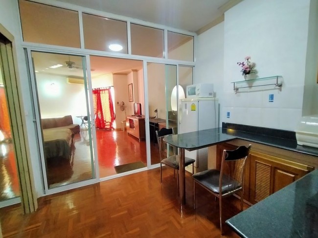 Riverside Condo - Image 11