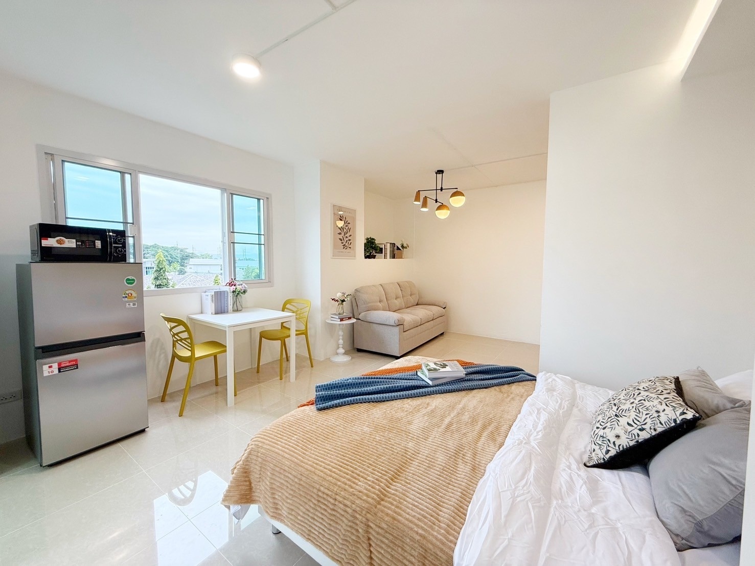 SR Land Condo - Image 4
