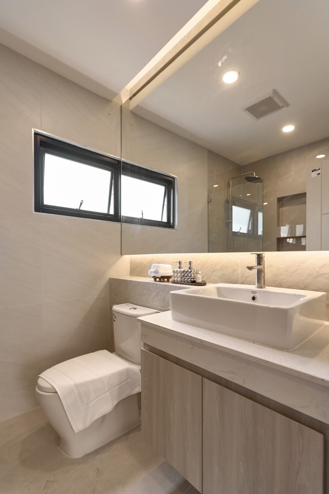 5 Bedroom House For Sale in Mae Hia, Mueang Chiang Mai, Chiang Mai - Image 14