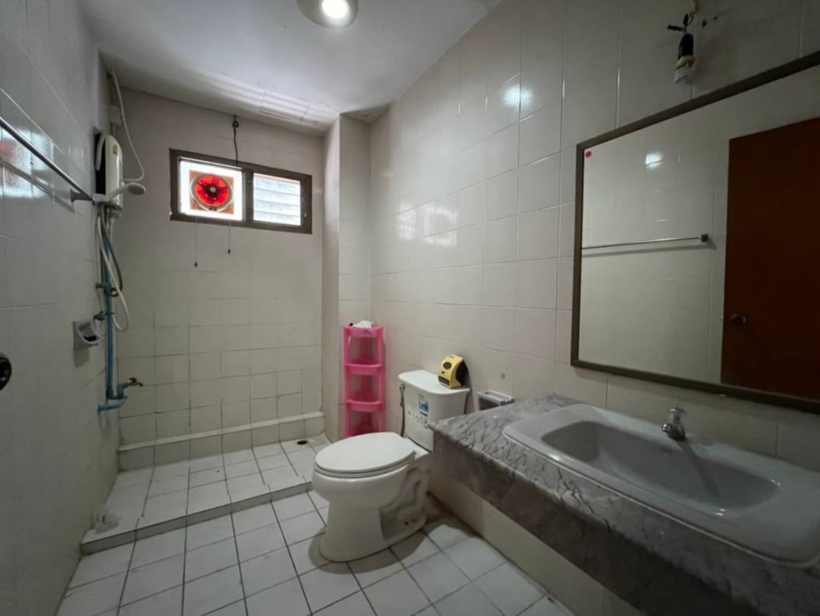  Retail Space For Sale in Suthep, Mueang Chiang Mai, Chiang Mai - Image 12
