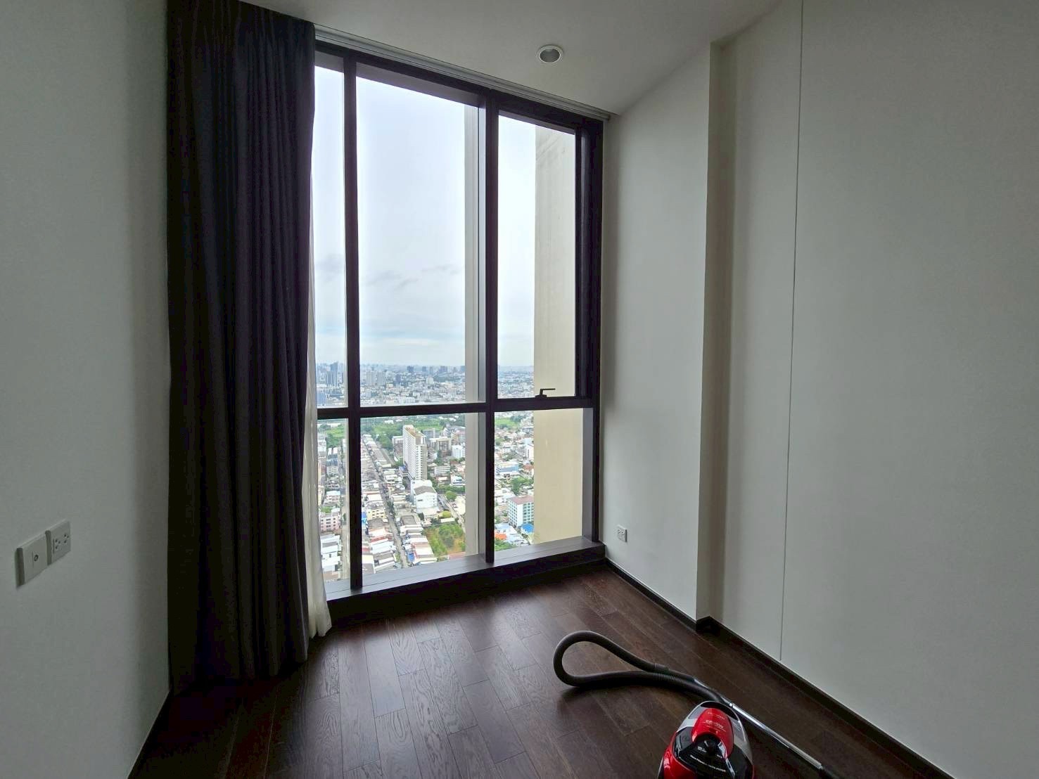 2 Bedroom Condo For Rent in Bang Chak, Phra Khanong, Bangkok - Image 9
