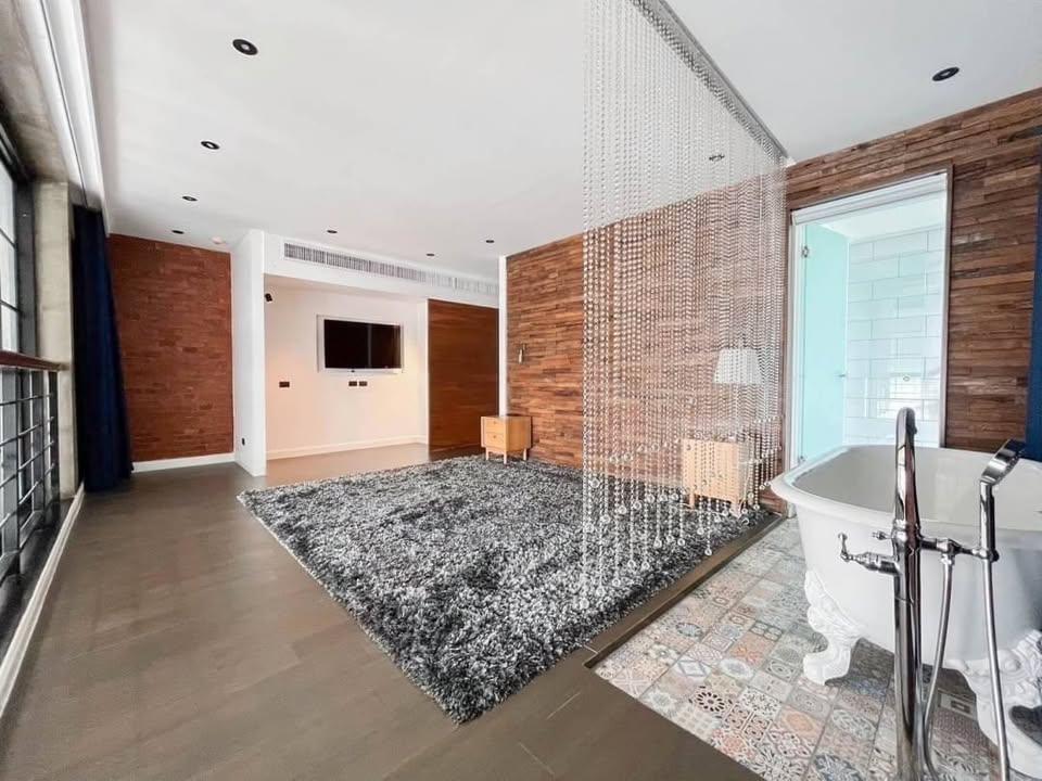 Penthouse Condominium 3 - Image 2
