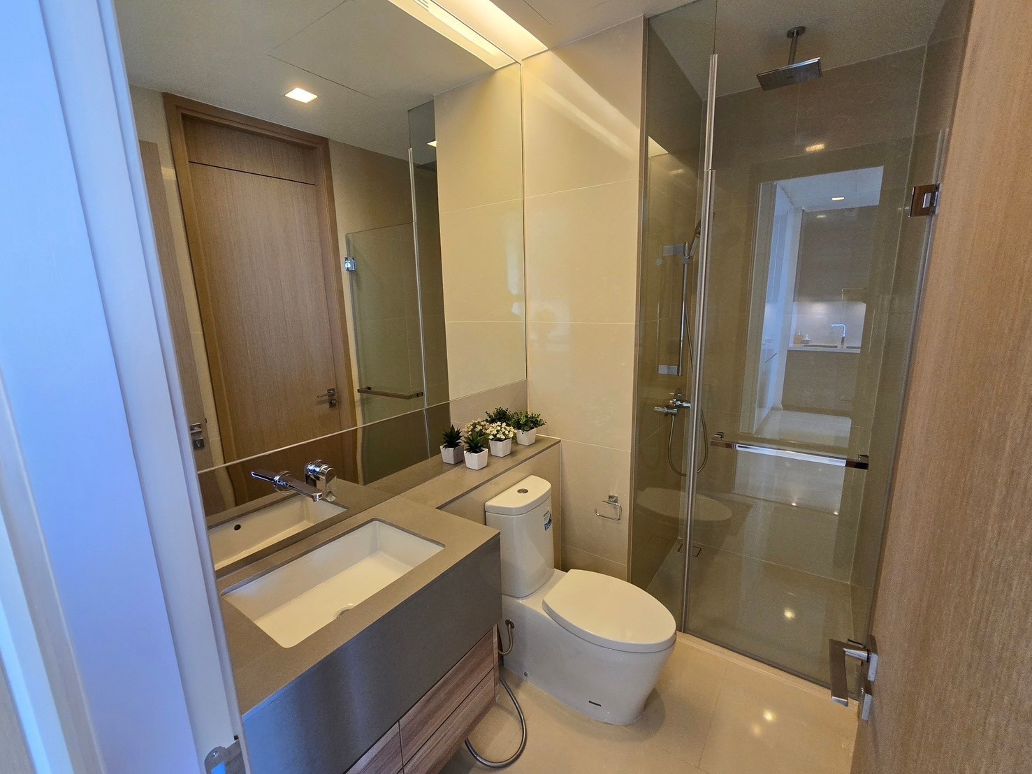 THE ESSE Asoke - Image 8