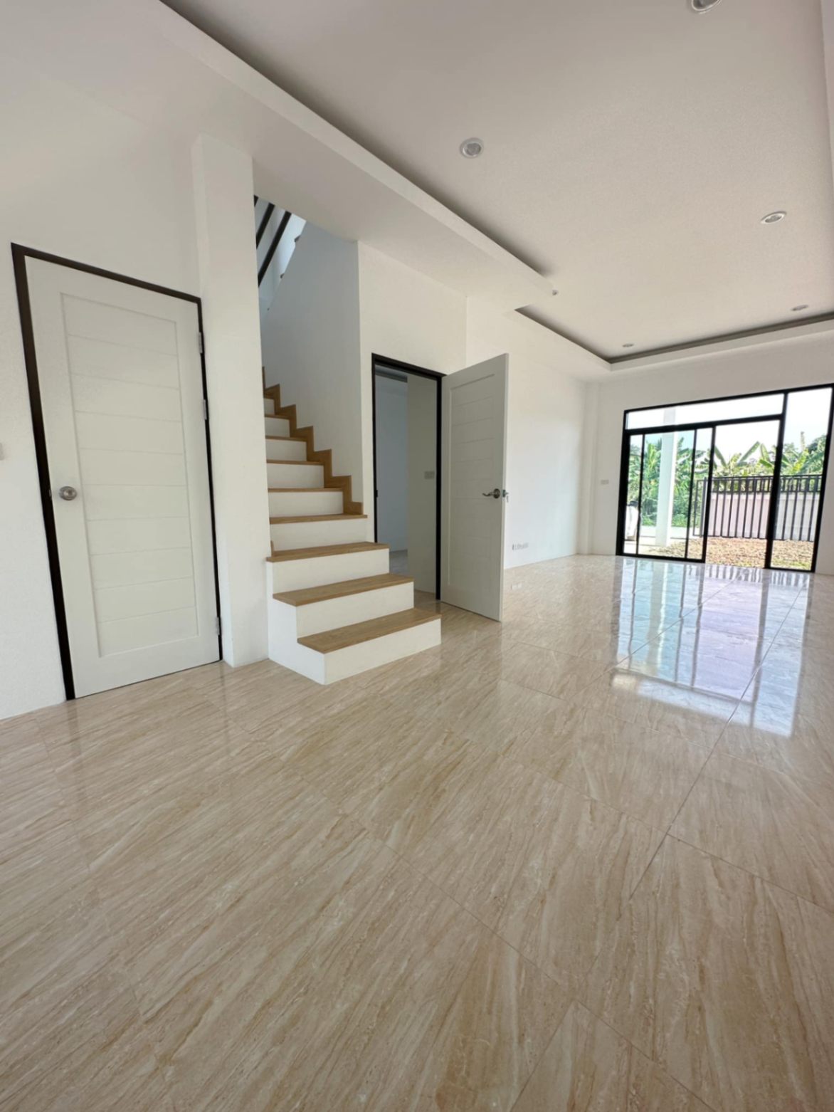 4 Bedroom House For Sale in Yang Noeng, Saraphi, Chiang Mai - Image 2