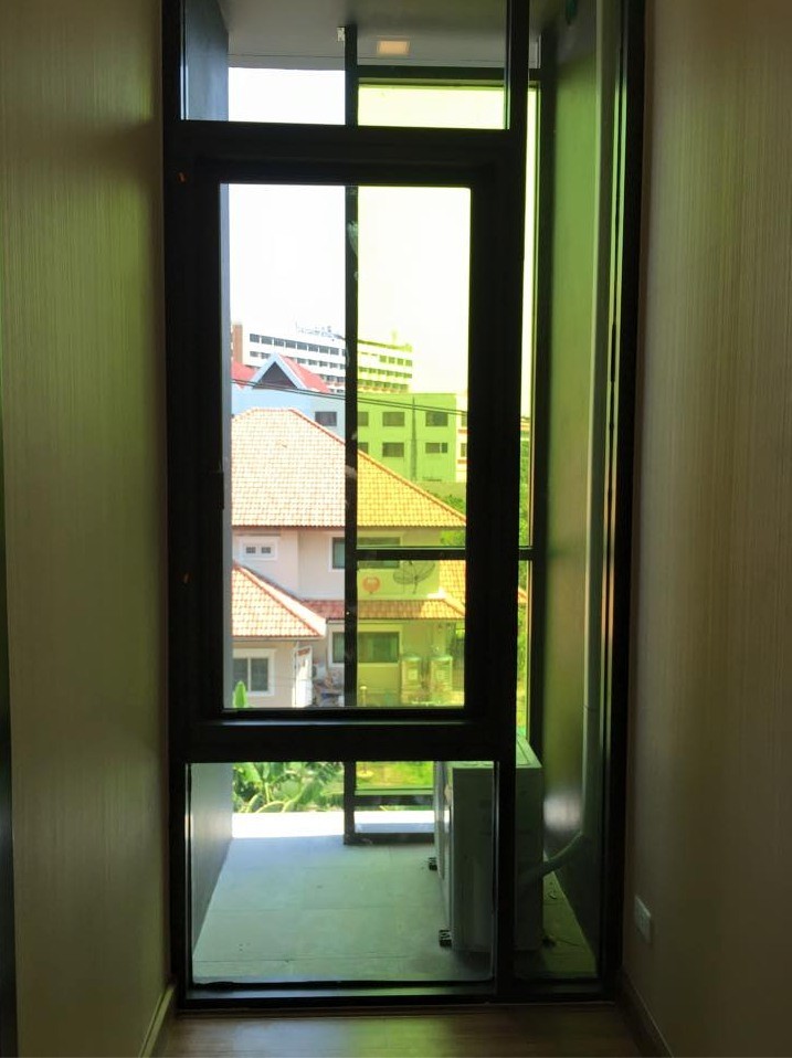 Stylish Condo - Image 5