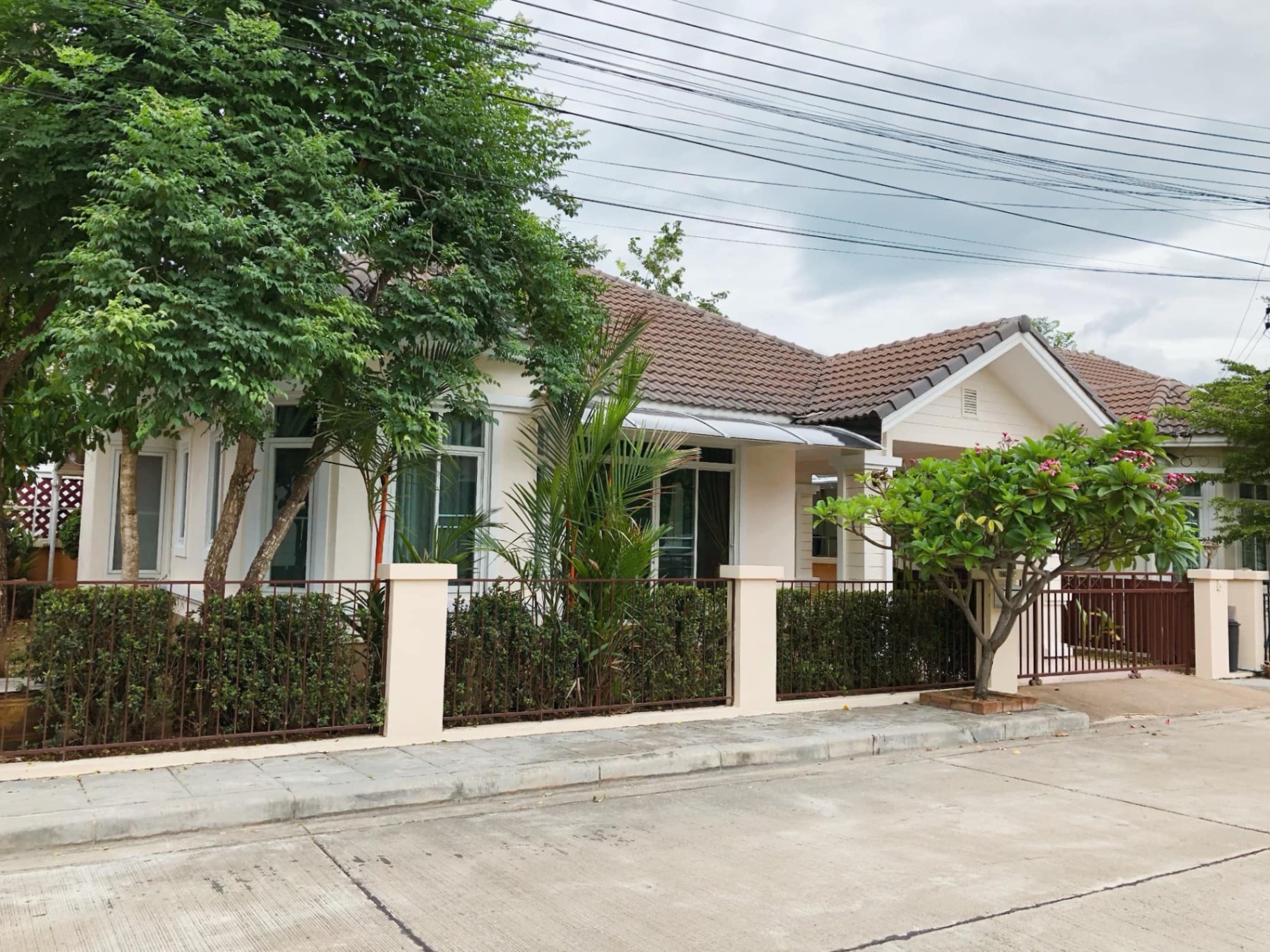 3 Bedroom House For Rent in San Sai Noi, San Sai, Chiang Mai - Image 1