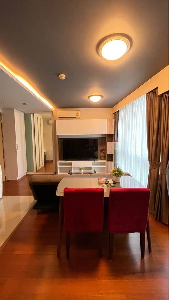 InterLux Premier Sukhumvit 13 - Image 2