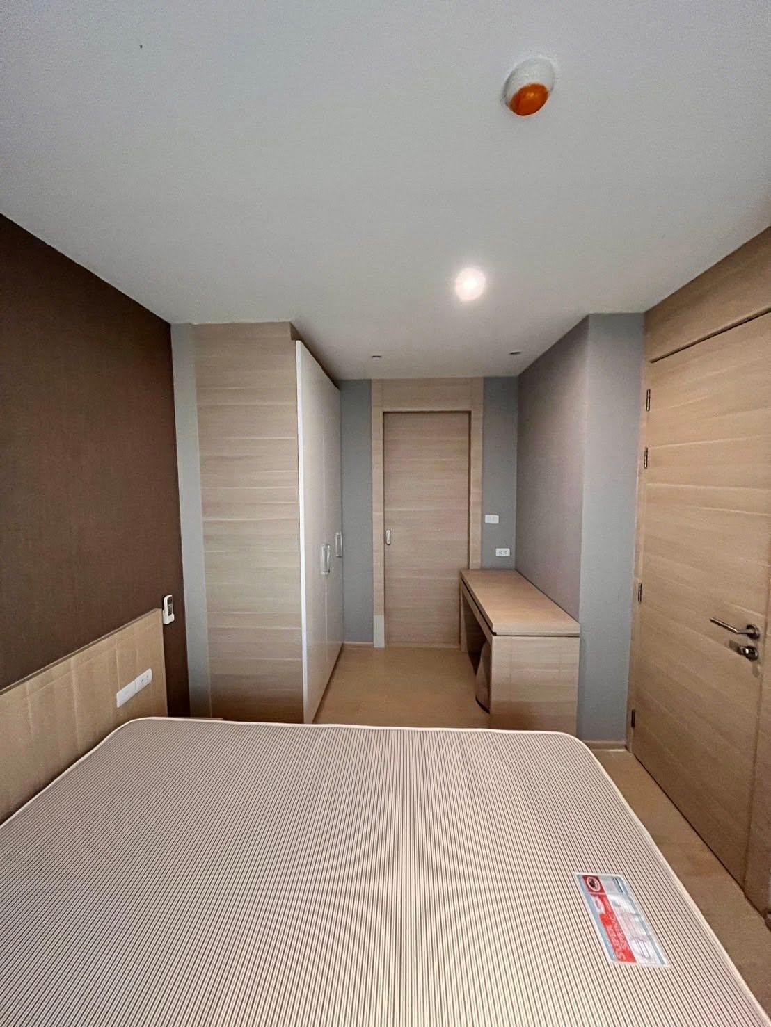 Klass Silom Condo - Image 1